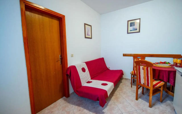 Apartment Franić
