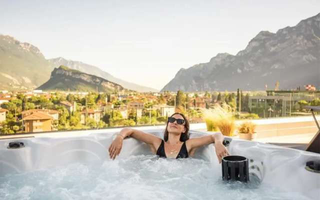 Hoody Active & Happiness Hotel