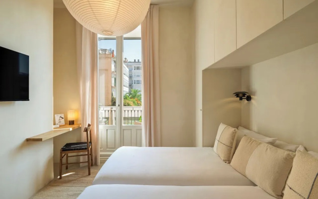 The Boulevard by Aspasios