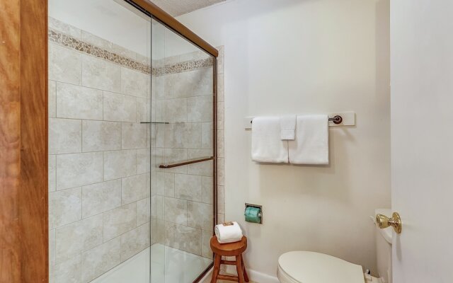 The Other Castle 5 Bedroom Home by RedAwning