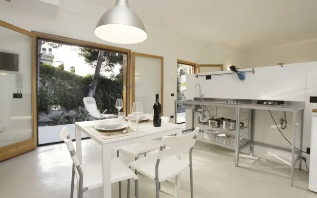 Apartment By The Sea, Max 6 People