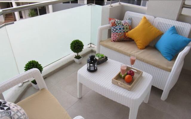 Candy Pop by Lovely Property