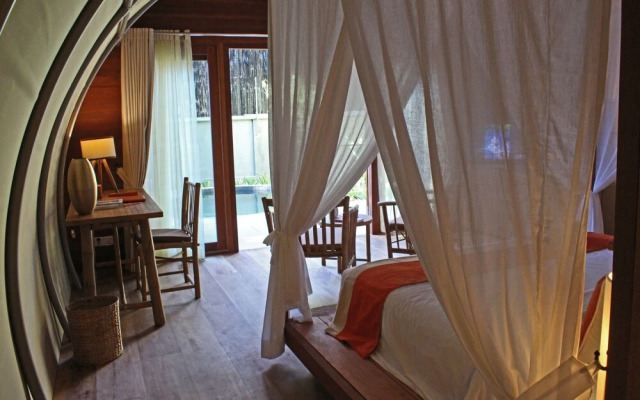 Jungloo at Templation