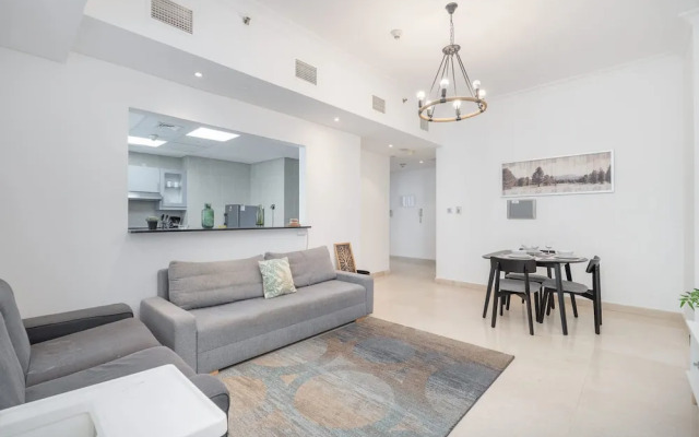 Exceptional and Stunning 1 Bedroom in Dubai Marina