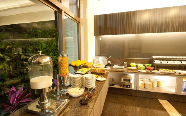 Lishiuan International Hotel