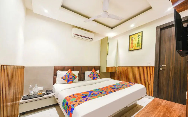 Fabhotel Shri Sai Dx