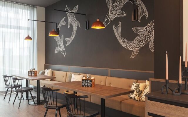 Holiday Inn - the niu, Tab Dusseldorf Main Station by IHG