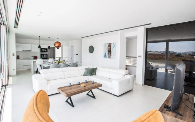 Protaras Holiday Villa Bp13