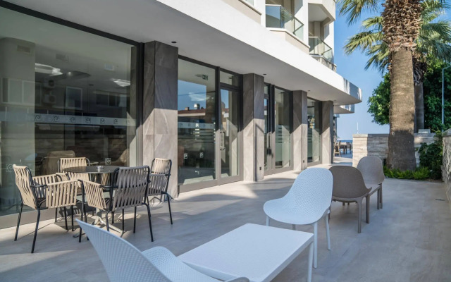 Premier Nergis Beach