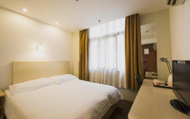 Motel 168 Shanghai Waigaoqiao Pilot FTZ Zhouhai Road Branch