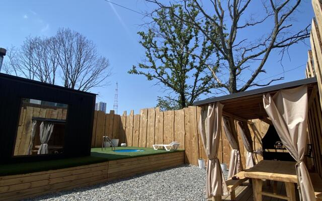 Alicekeys (Алискис) на улице Молодогвардейская 2/62