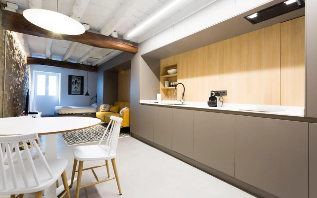 Kabia by Smiling Rentals