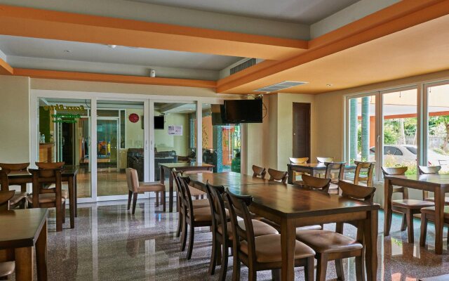 Phuket Ecozy Hotel