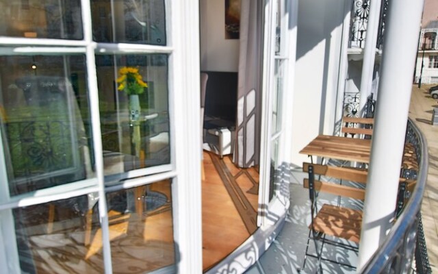 41B Wellington Suites