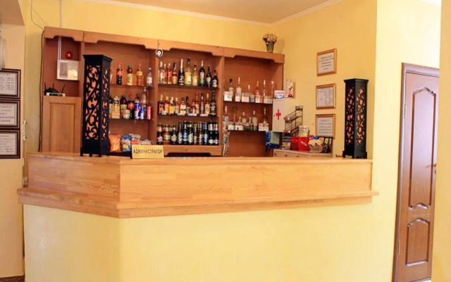 Ay-Sa Hotel