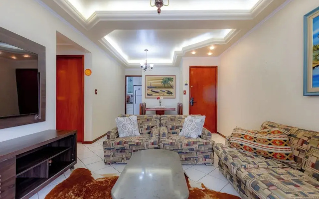 Apto c Churrasqueira e Garagem 300m da Praia