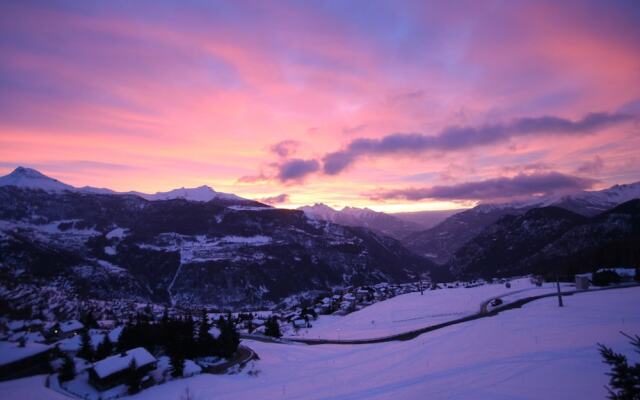 Hotel Caprice Des Neiges