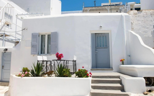 Chora House