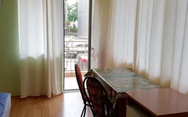 Kazlarov Guest House