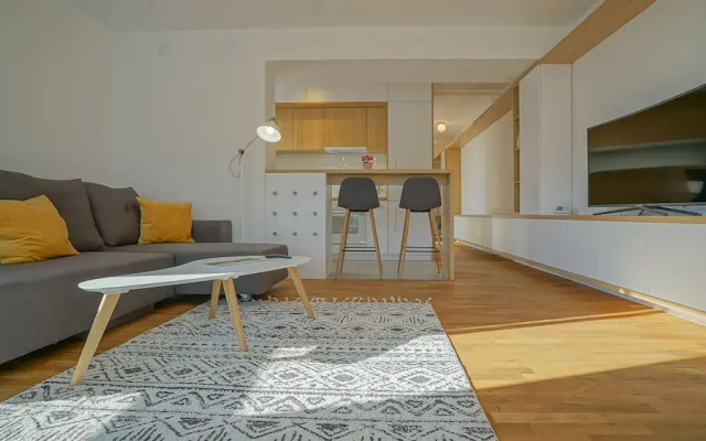 CN2i Luxury Accommodation Bobalna 7