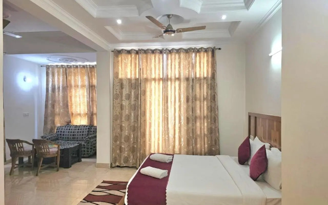 OYO 27648 Kasauli Greens