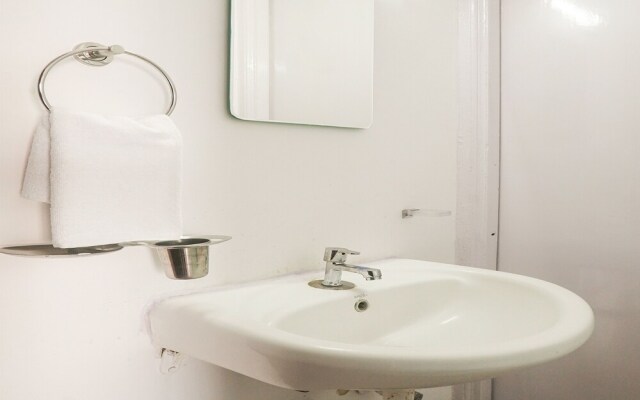 Soberdreams Service Apartment by OYO Rooms