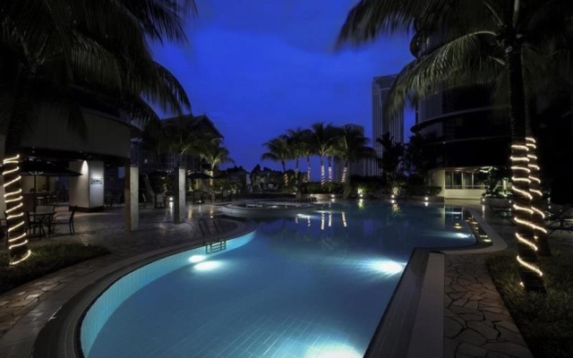 Pullman Kuala Lumpur City Centre Hotel & Residences