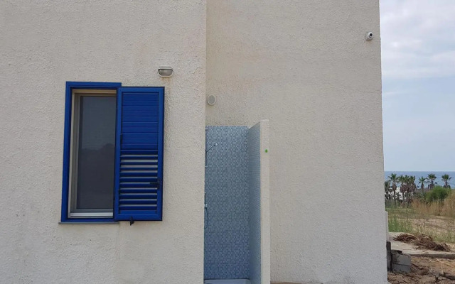 villa Lùmar fronte mare