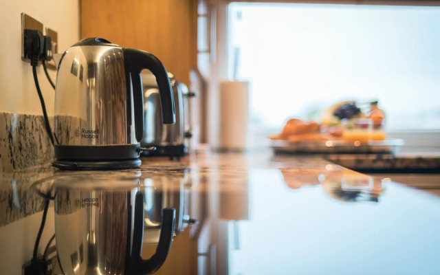 No 1 The Mansions by Mansley Serviced Apartments