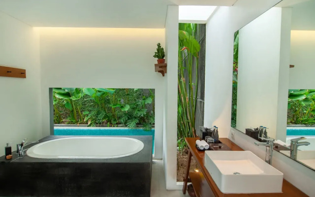 Abia Villa Legian