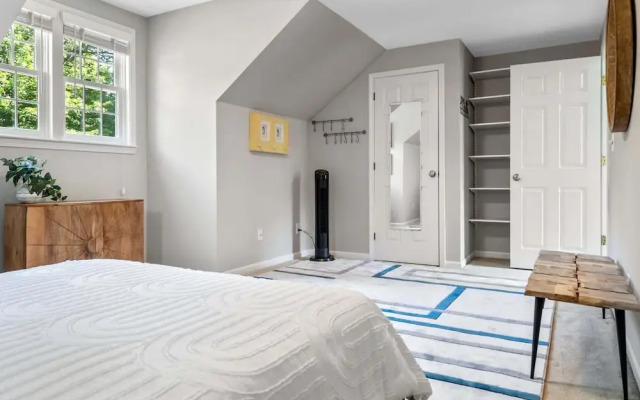 Maine Adventure 3BR Oasis Awaits!