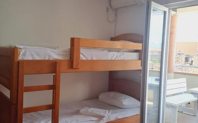 Sea House Apartments