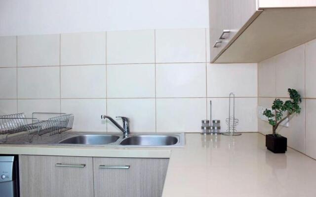 2b Seafront Boutique Apartment - Finikoudes Beach