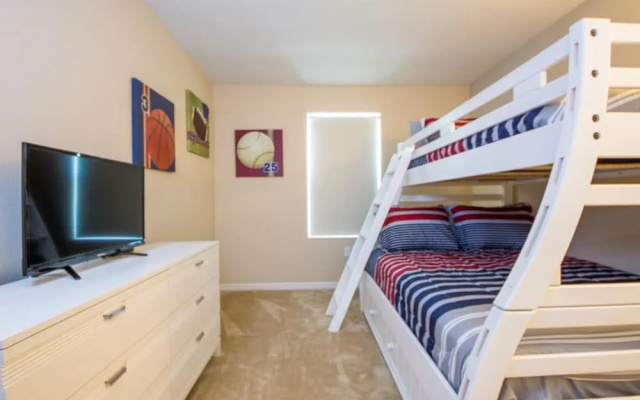 Crystal Cove 4748