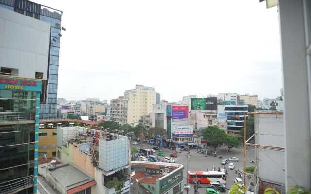 Centana Saigon Hotel