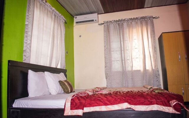 Impex Edge Hotel And Suites