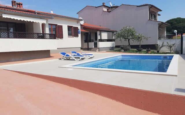 Apartments Rudez