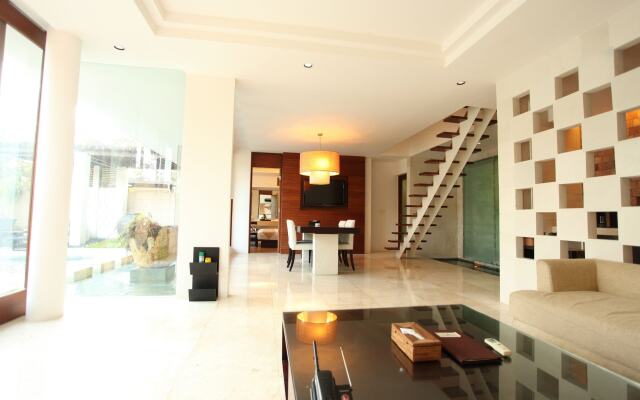 The Wangsa Hotel & Villas