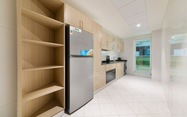 Maison Privee - Millennium Executive Tower