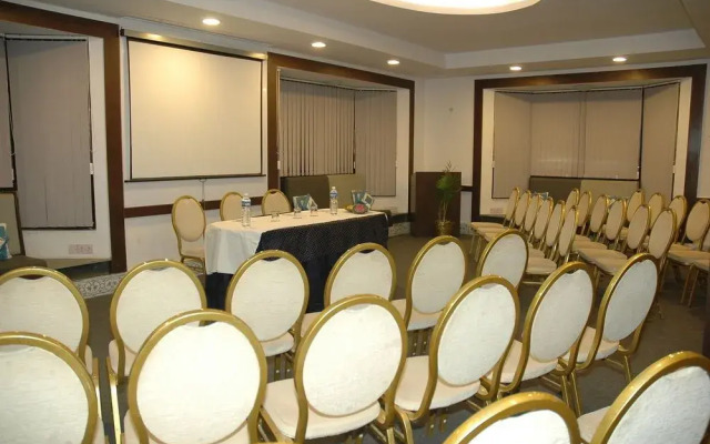 i145 Hotel