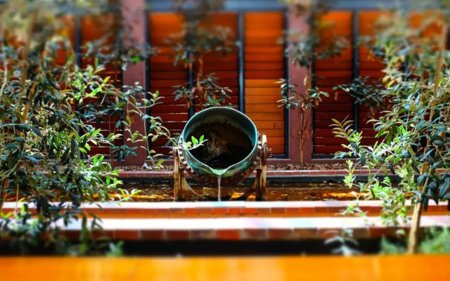 The Henry Jones Art Hotel