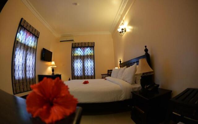 Golden Tulip Stone Town Boutique Hotel