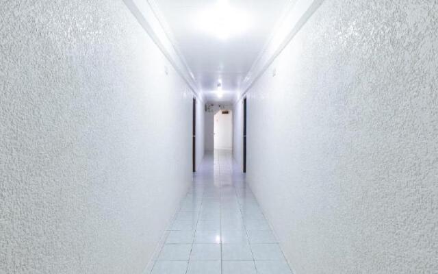 RedDoorz Plus @ Lagoon Beach Resort Zambales