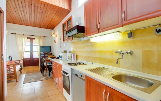 Vanda - sea View Apartment Magda