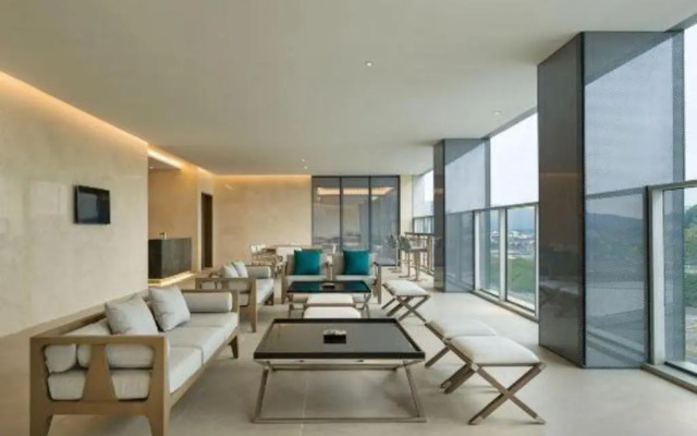 Cachet Boutique Zhejiang Circuit