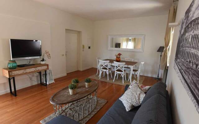 Romantic Flat near Metro Flaminio&Popolo