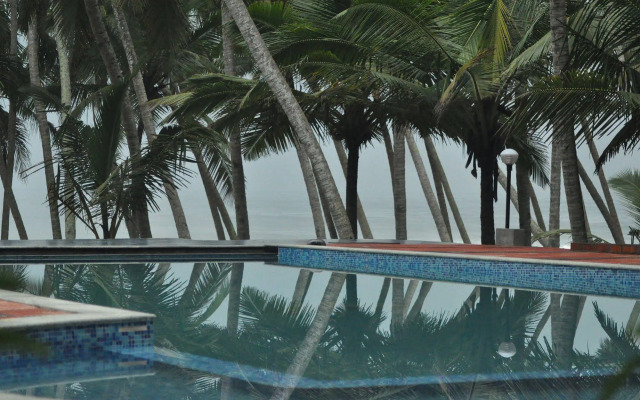 Palmleaves Beach Resort