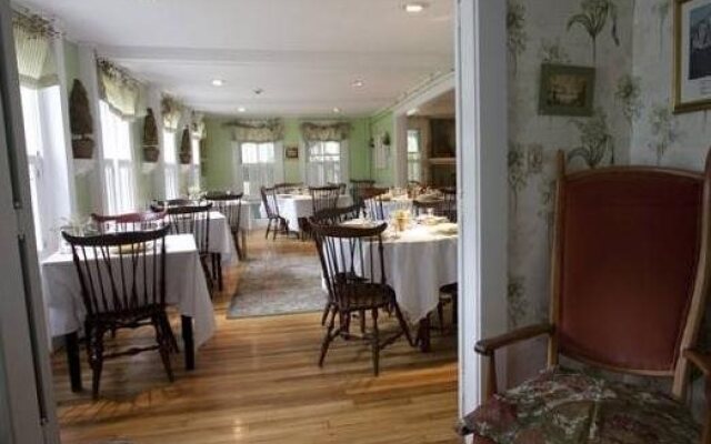 Monadnock Inn