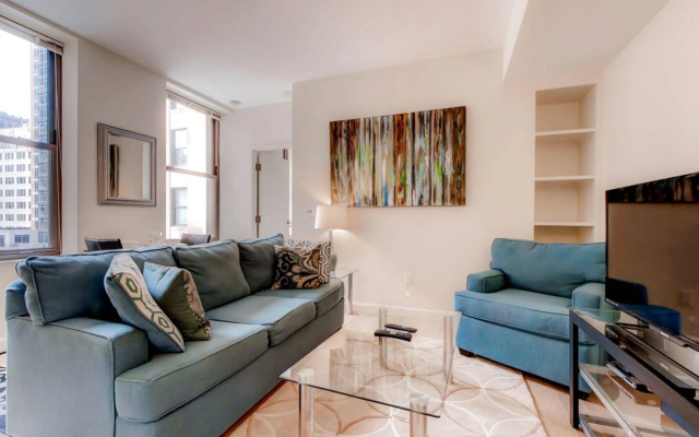 Global Luxury Suites at Bay Village