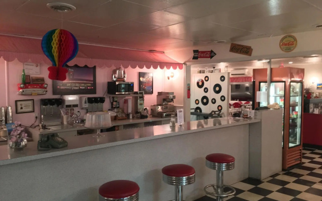 Fairway Inn